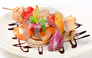 Chicken skewer with pan roasted vegetables