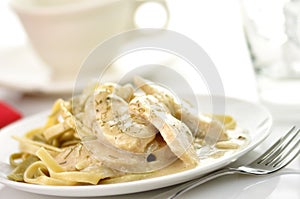 Chicken with spinach pasta