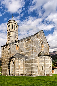 Chiesa di Santa Maria del Tiglio in Gravedona photo