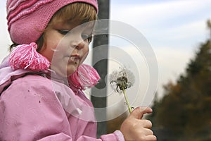 Child and a blow-ball