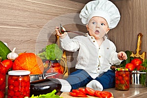 The child the cook cooks food