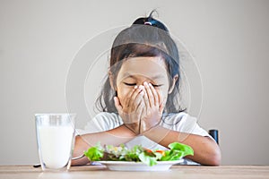 Child does not like to eat vegetables and refuse to eat healthy vegetables