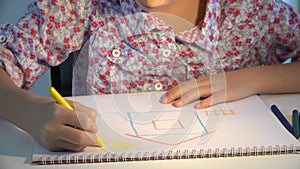 Child Drawing House, Girl Coloring Sun, Kids Making Craft, Children Education 4K