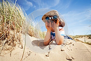 Child explorer at the beach