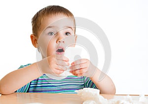 Child going to wipe with tissue