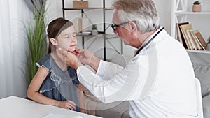 child healthcare pediatrician checkup sore throat