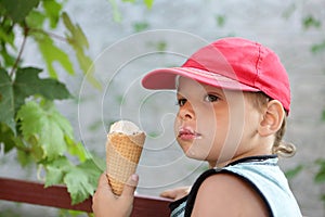 Child ice cream cone