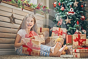 Child opening present