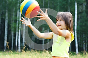 The child play with a ball