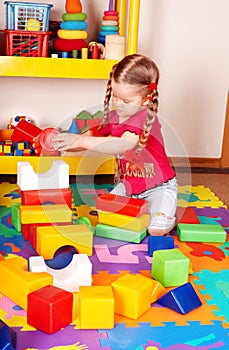 Child play block and construction set.