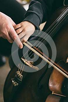 Child playing the cello