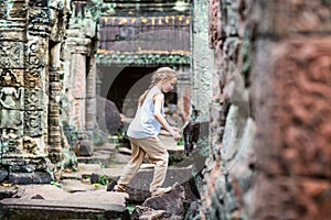 Child in Preah Khan temple