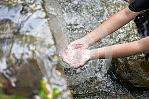 Child receive the nature water