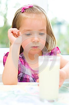 Child refuses to drink milk