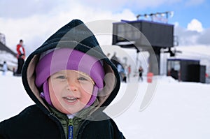 Child at ski img