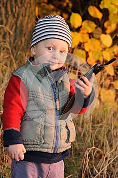 Child with smart phone