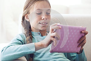 Child using ipad