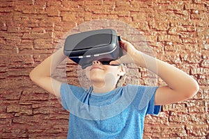Child using new VR glasses