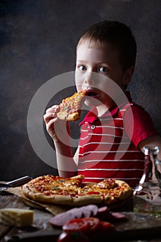 Child was caught off guard while trying pizza, surprise
