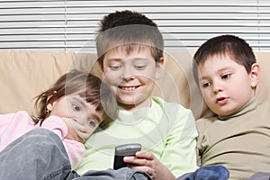 Children with cellphone