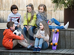 Children chatting outdoors