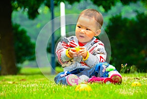 Children eat fruit