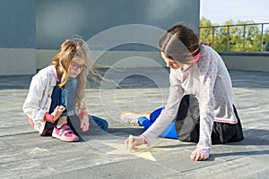 Children, girls draw star.