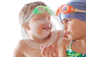 Children with goggles talking