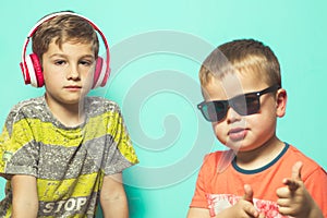 Children with music helmets and sunglasses
