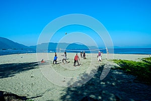 beach volley happy