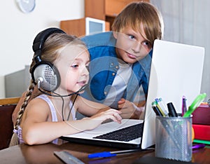 Children playing online games