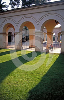 Children running under arches