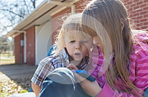 Children with smartphone