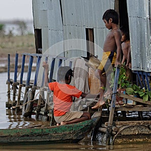 Children of Tonle Sap, Cambodia