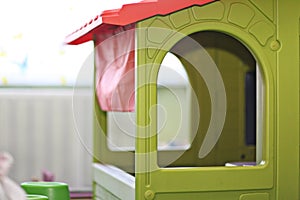 Children toy house