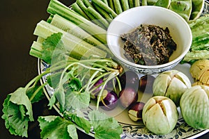 Chili paste Namprik mangda with vegatable as side dish