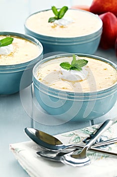 CHILLED PEACH SOUP WITH VANILLA SOUR CREAM