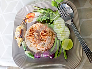 Chilli paste fried rice with mixed vegetable