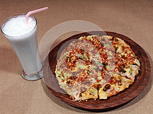 Chilly chicken pizza wood fried & Vanilla milkshake