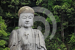 Chin Swee Temple Buddha statue