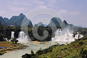 China Guangxi Detian Waterfall