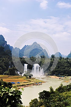 China Guangxi Detian Waterfall