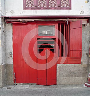 China Macau Street Alley Antique Window Wooden Door Red Mother of Pearl Seashell Mosaic Frame Fresh Air Landscape Macao Outdoor