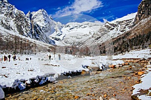 China`s Bipenggou scenic spot - early winter scenery