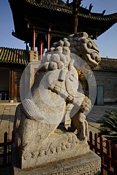 China: Stone lion