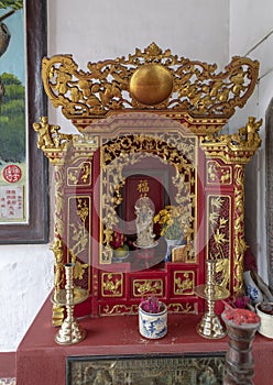 Chinese altar, Cantonese Assembly Hall in Hoi An.