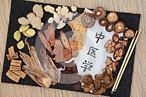 Chinese Alternative Medicine photo