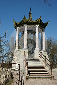 The Chinese arbour