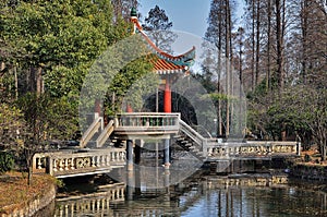 Chinese bridge