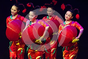 Chinese dancers. Zhuhai Han Sheng Art Troupe.